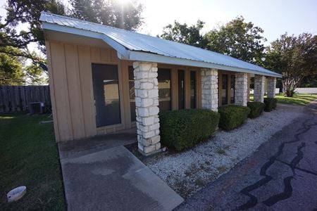 Commercial space for Rent at 1516 E Palm Valley Blvd in Round Rock