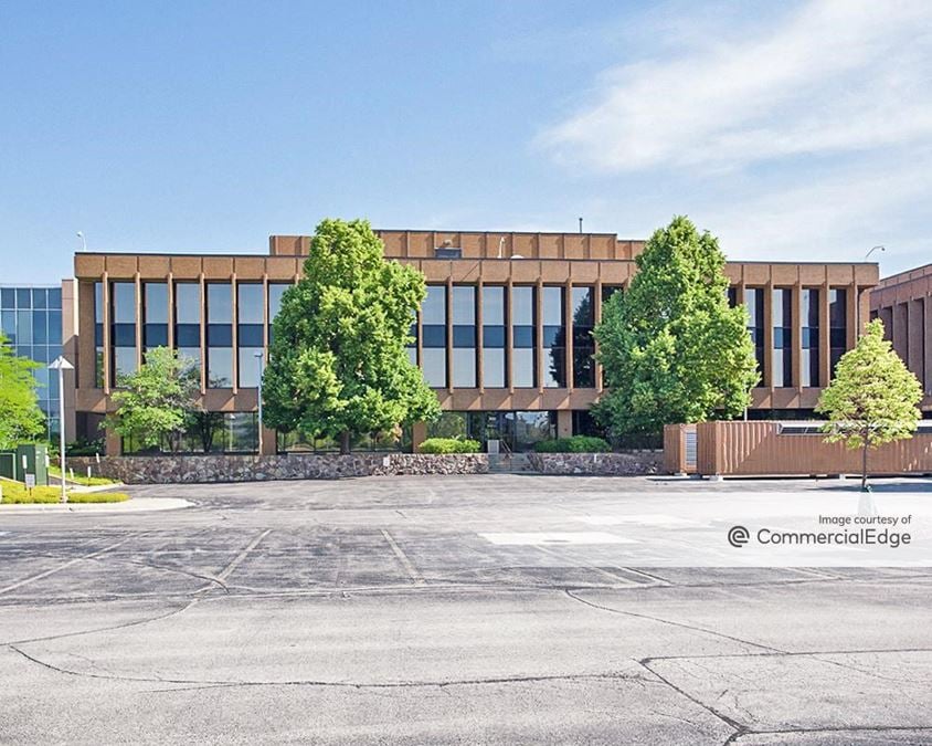 Walgreens Corporate Campus 300304 Wilmot Road 300 Wilmot Road