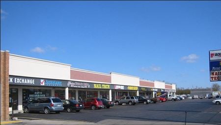 Photo of commercial space at 873-897 South Hamilton Road in Columbus