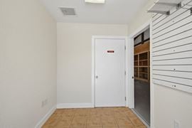 200 Waler Way