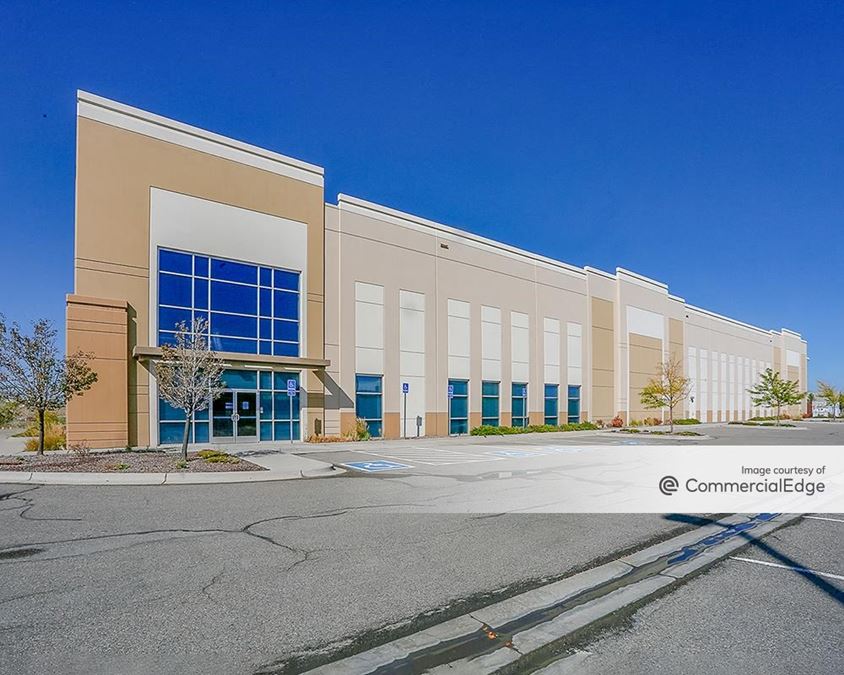 13305 James E. Casey Avenue, Englewood, CO industrial Building