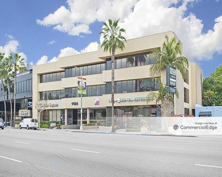 Photo of commercial space at 17525 Ventura Blvd in Encino