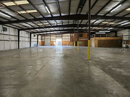 Industrial space for Rent at 116 N Shorecrest Rd in Columbia