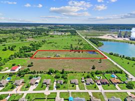 Strategic Development Site in Booming Willis Market – Ideal for Residential or Mixed-Use