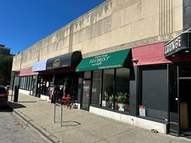 Hyde Park Storefront For Lease