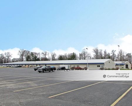 Photo of commercial space at 927 South Curry Pike in Bloomington