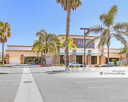 Retail space for Rent at 1721 Ventura Blvd in Oxnard