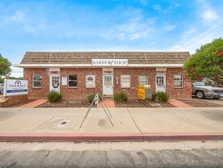 Retail space for Rent at 714 N 11th Ave in Hanford