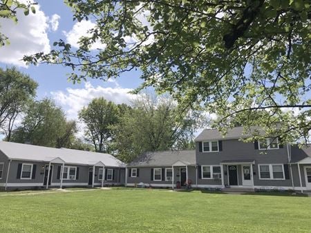 Multi-Family space for Sale at 1917 Sweetbriar Ln in springfield