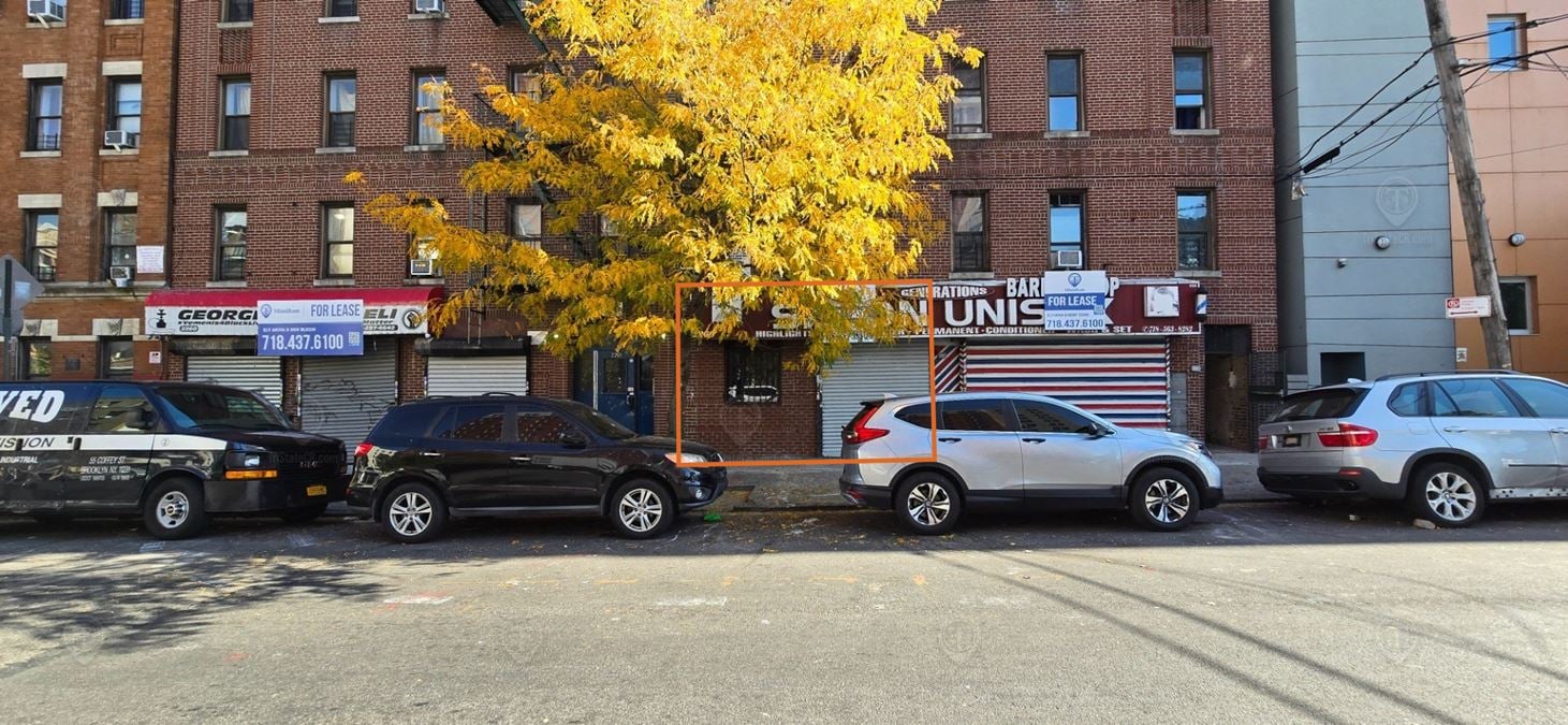 400 SF | 2260 Washington Avenue | White Boxed Retail Space For Lease