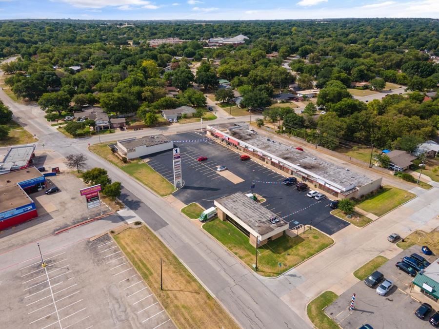 Wedgmont Village Shopping Center