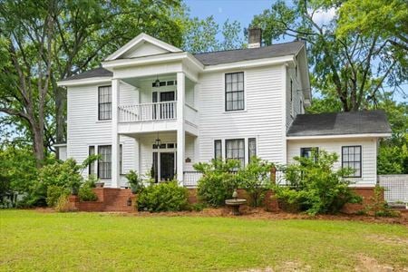 Office space for Sale at 102 W Mimosa Dr in Jonesboro