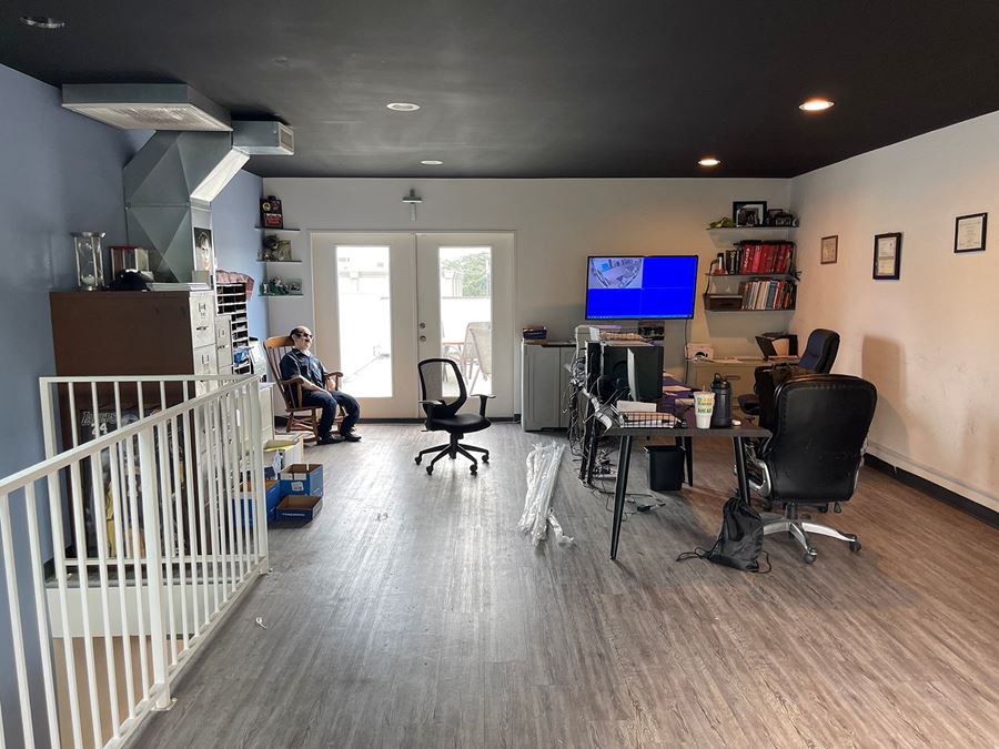 2629 E Foothill Blvd