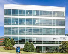 Mayfair Woods Business & Technology Center