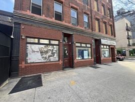 326 Graham Ave