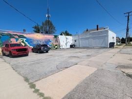 Historic 185th Corridor Commercial Building