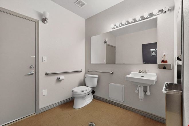 SMALL CLASS A OFFICE OFF PASEO AND GOLF COURSE