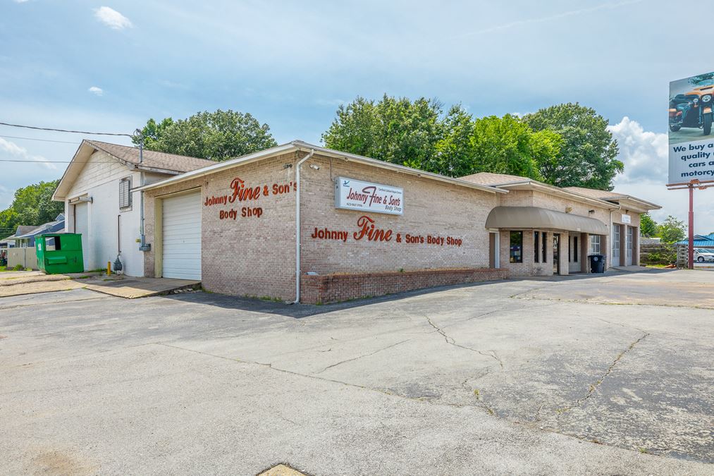 Auto Body Shop with 15 Bays on Ringgold Rd