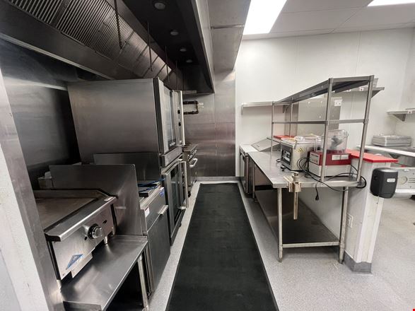 Turnkey Restaurant Space - Melrose Shoppes