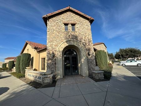 Office space for Rent at 217 E Caldwell Ave in Visalia
