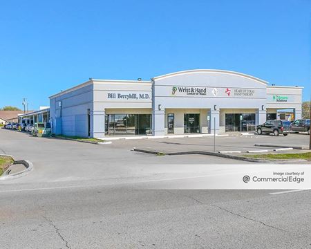 Commercial space for Rent at 7003 Woodway Drive in Woodway