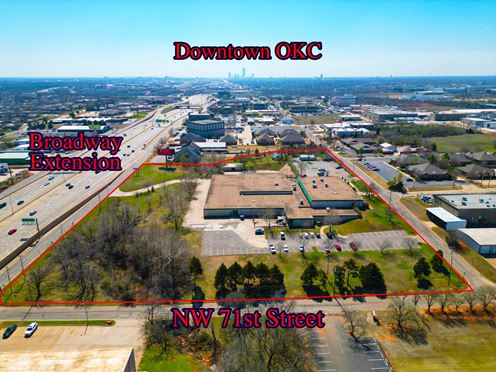 7000 N Robinson Ave