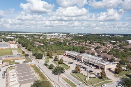 Retail space for Rent at 15002 Ella Blvd in Houston