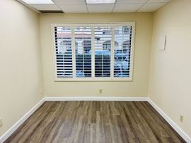 340 Rosewood Avenue, Units C&D