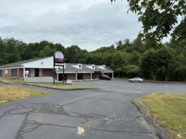 1406 Main St