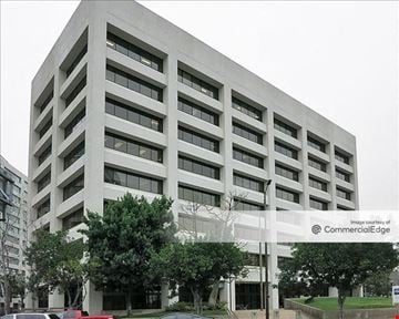 Glendale Gateway - 700 North Central Avenue