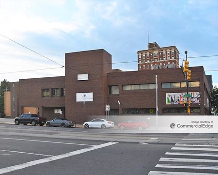 Photo of commercial space at 719 West Girard Avenue in Philadelphia