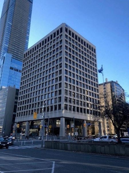 522 University Avenue