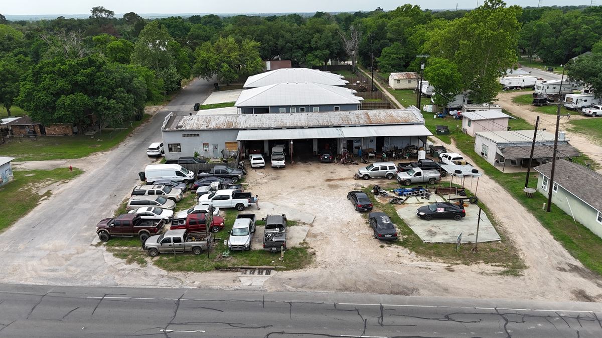 Jorge's Garage