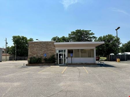 Retail space for Sale at 1625 S Seneca St in Wichita