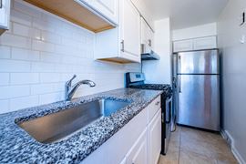 2392 Wooster Rd