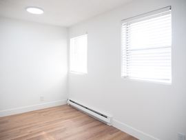 1400 Laredo St