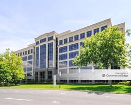 Hamilton Lakes Business Park - 150 Pierce Road