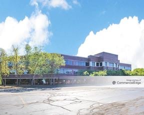 Brookfield Lakes Corporate Center - 300 North Corporate Drive