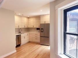 222 Newbury St