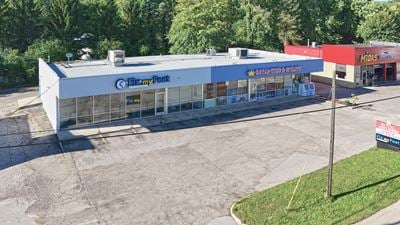 2189 Grand River Ave