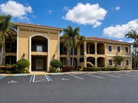 525 NW Lake Whitney Place