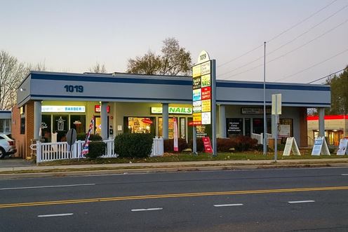 1019 Farmington Ave
