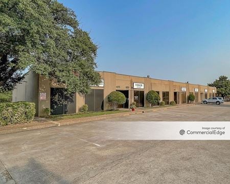 Photo of commercial space at 4575 South Westmoreland Road in Dallas
