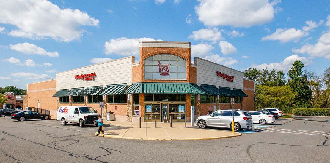 Southern Walk Village Center LLC