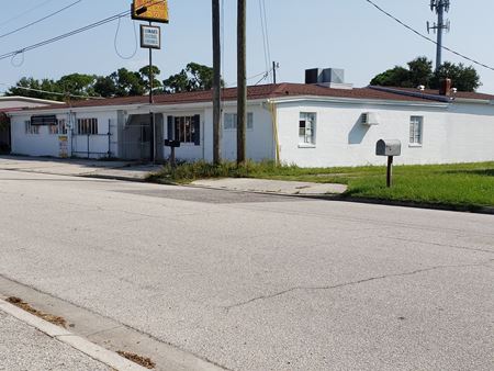 Owner/User or Investor - 2 Buildings with Fence Yard Space - Sarasota