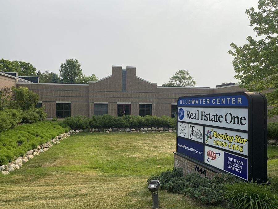 Bluewater Building Offices for Lease in Dexter