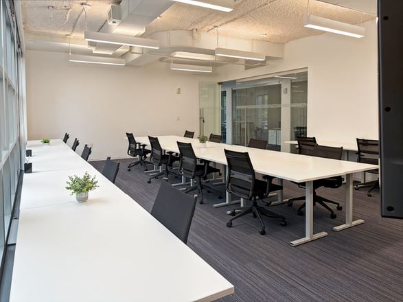 Spaces - Washington - 800 Maine Avenue