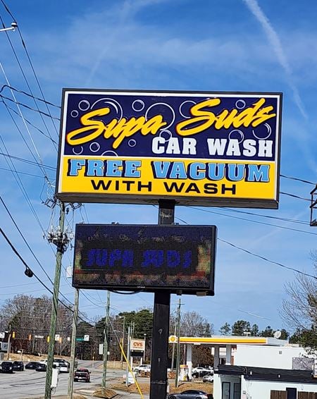 Retail space for Sale at 1521 Forest Hill Rd in Macon