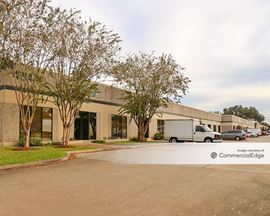 4544 S PINEMONT