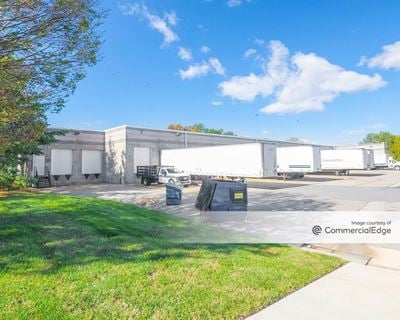 Cromwell Business Park - 883 & 889 Airport Park Road